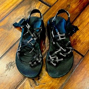 Chaco sandals EUC size 7.5